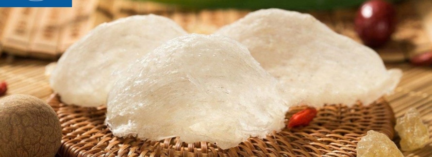 Tổ yến tinh chế là sản phẩm được nhiều người yêu thích bởi nó không cần nhiều thời gian ngâm rửa, chế biến mà vẫn đảm bảo hàm lượng dinh dưỡng cao.